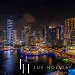 Lux Liv Contemporary Full Marina View Suite