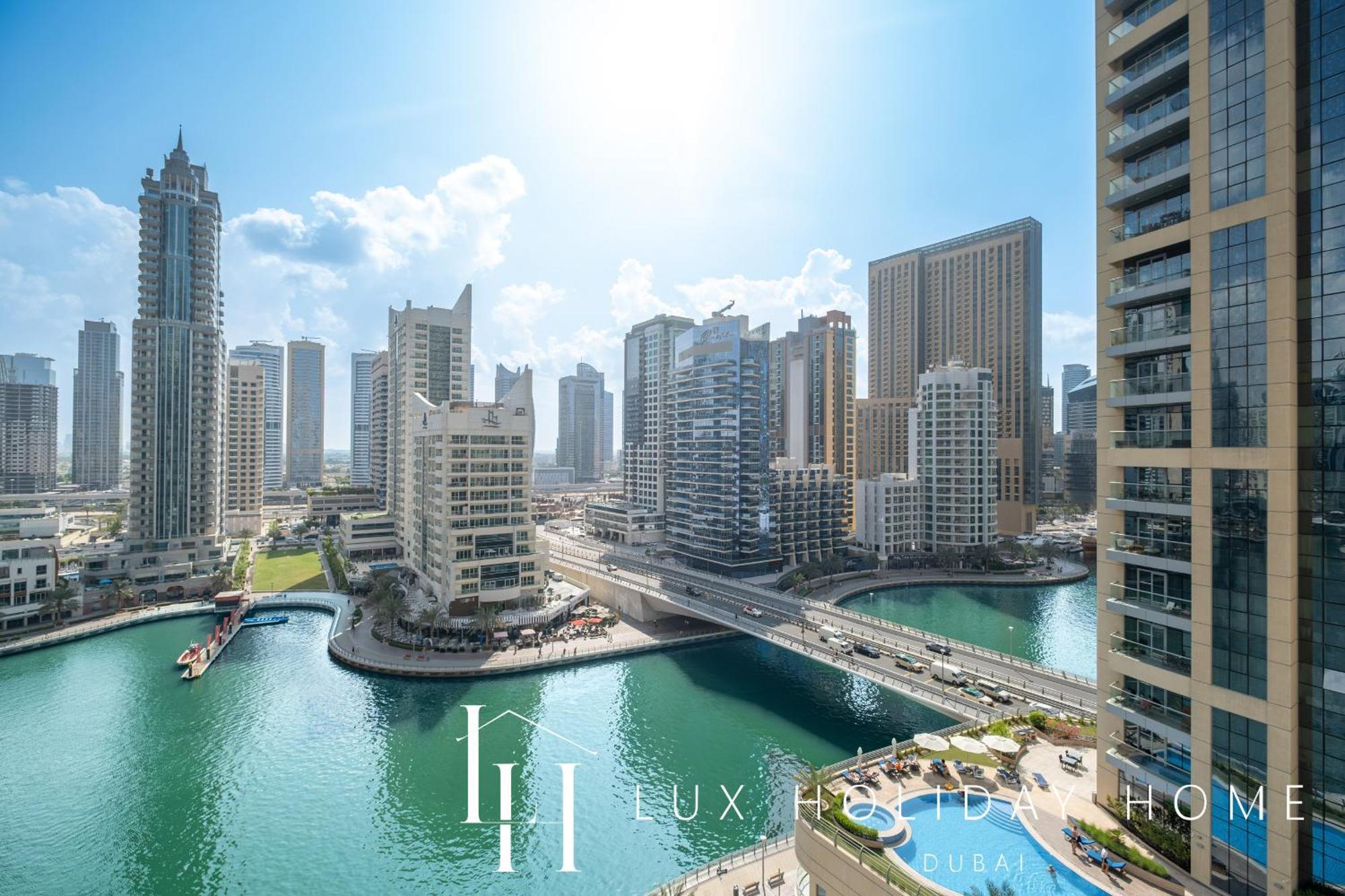 Lux Liv Contemporary Full Marina View *