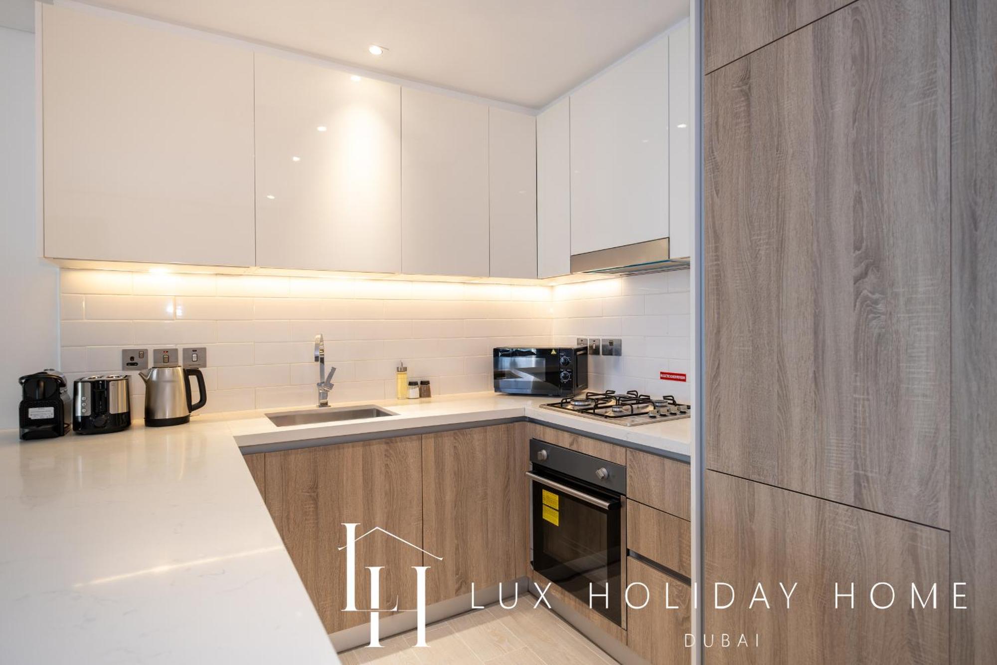 Apartment Lux Liv Contemporary Full Marina View
