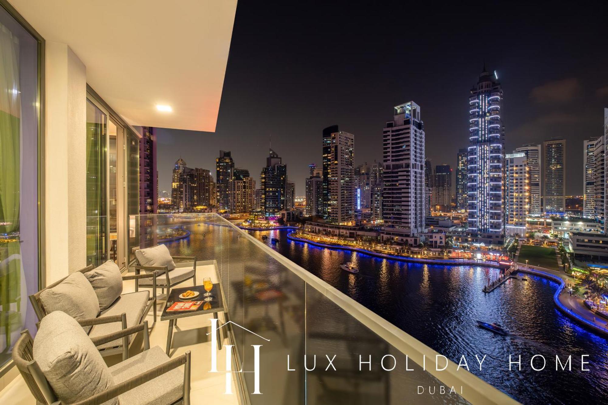 Lux Liv Contemporary Full Marina View Apartment Dubai
